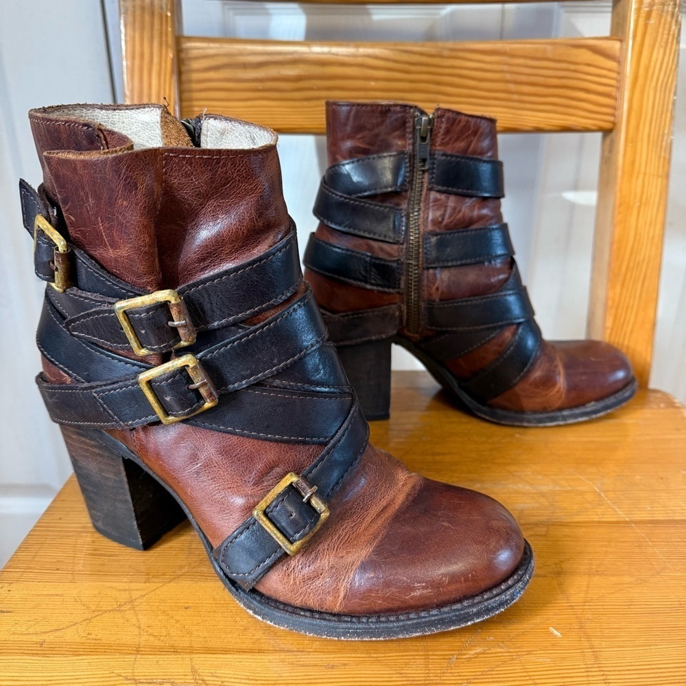 Freebird by Steven Brown Buckled Leather Heeled Boots 9